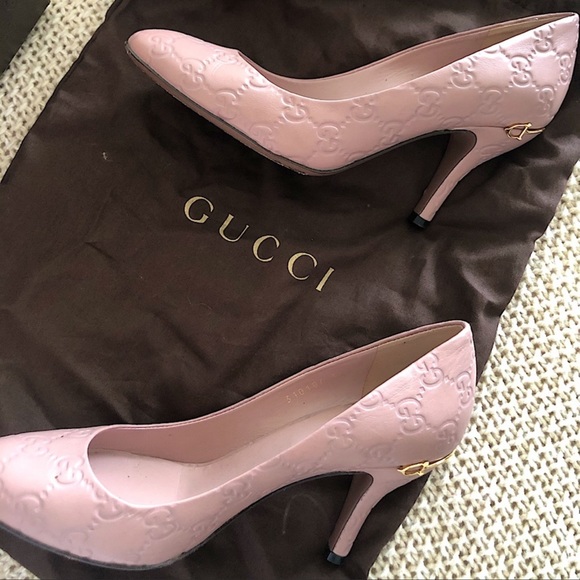 Gucci women’s pink Guccissima mid heel pump - Picture 2 of 4